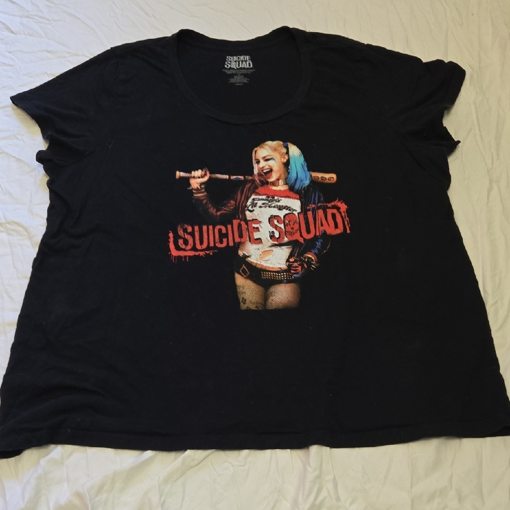 Women's Black Suicide Squad Graphic T-Shirt Size 4xl